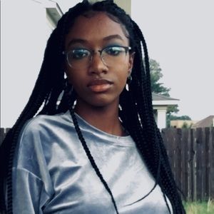 Meet your Posher, Atiya